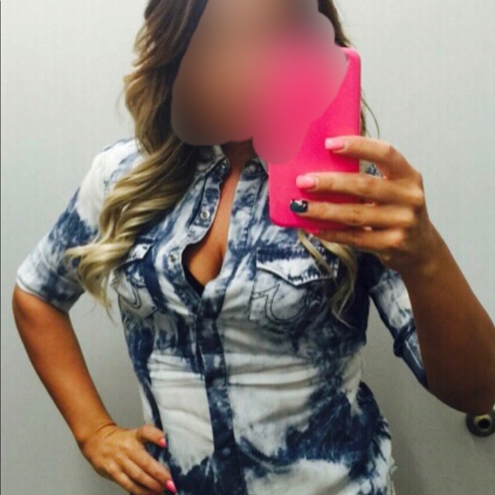 True religion button up